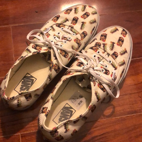 MY FAVORITE PAIR OF VANS!! - Picture 2 of 3